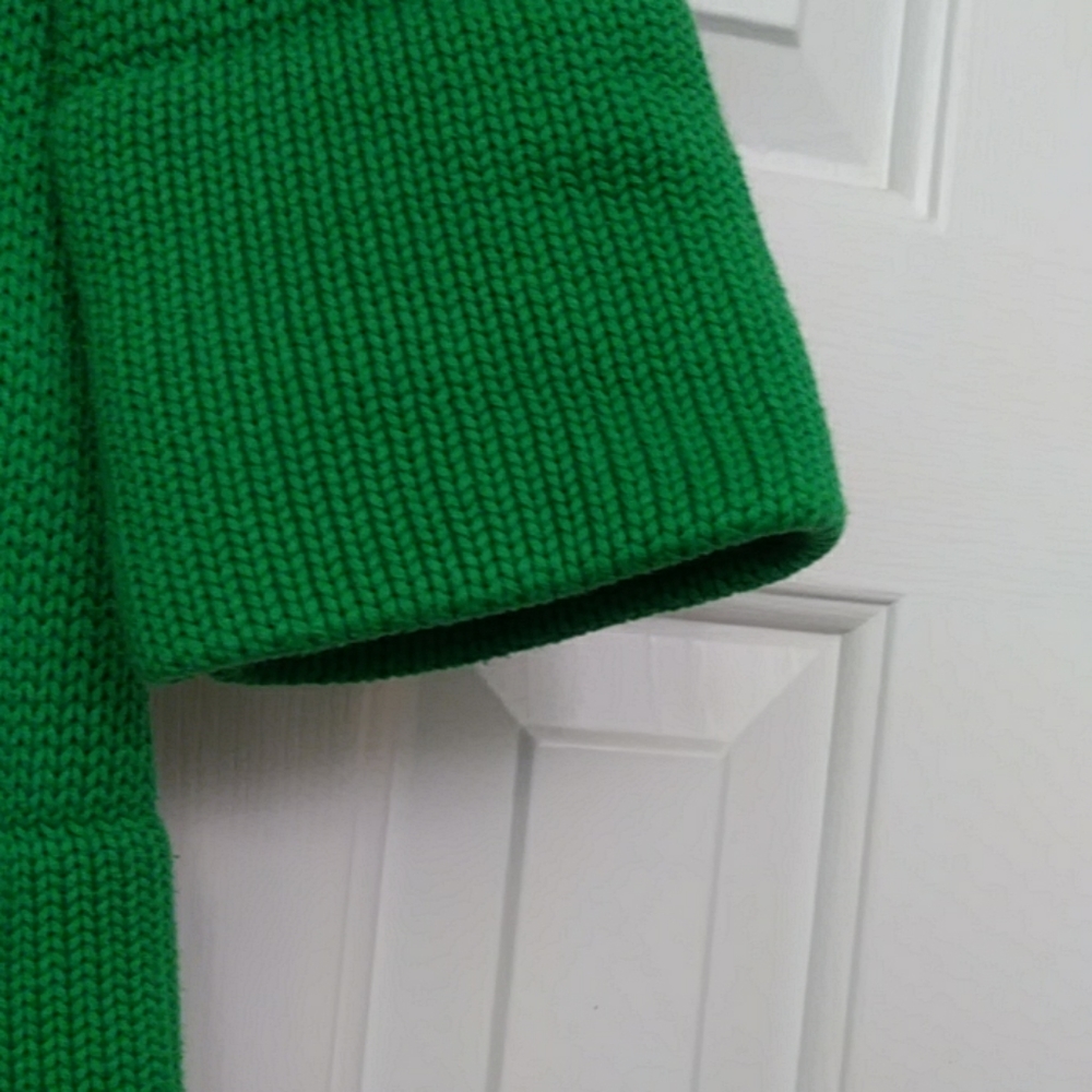 Sweater - Picture 3 of 4